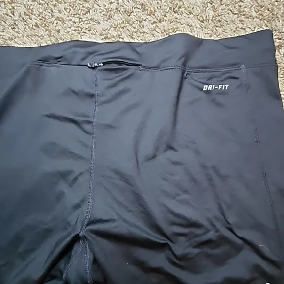 Nike Dri-Fit Power Essential Running Crop Leggings Women’s 1X Black - Picture 7 of 8